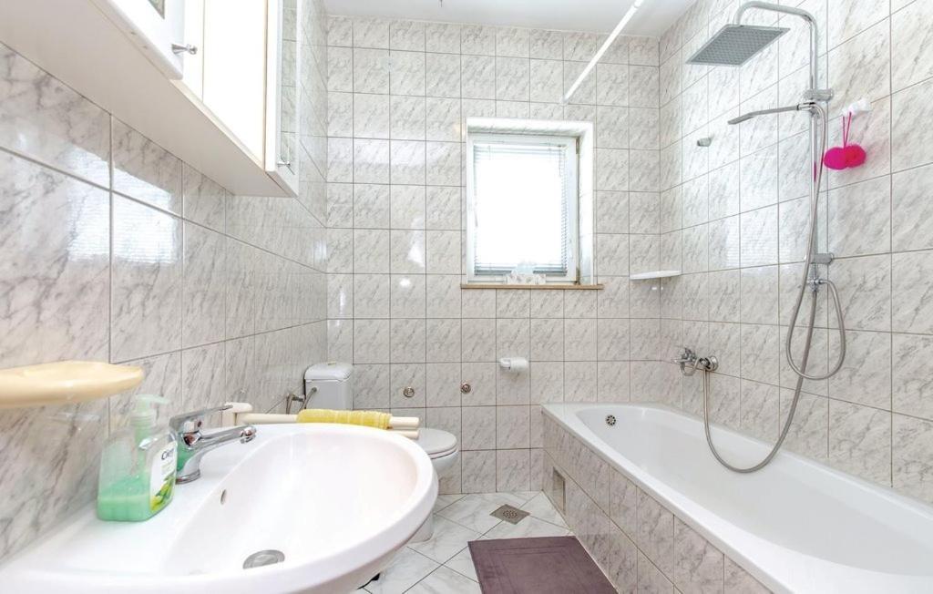 Apartman Mila Novi Vinodolski Bagian luar foto