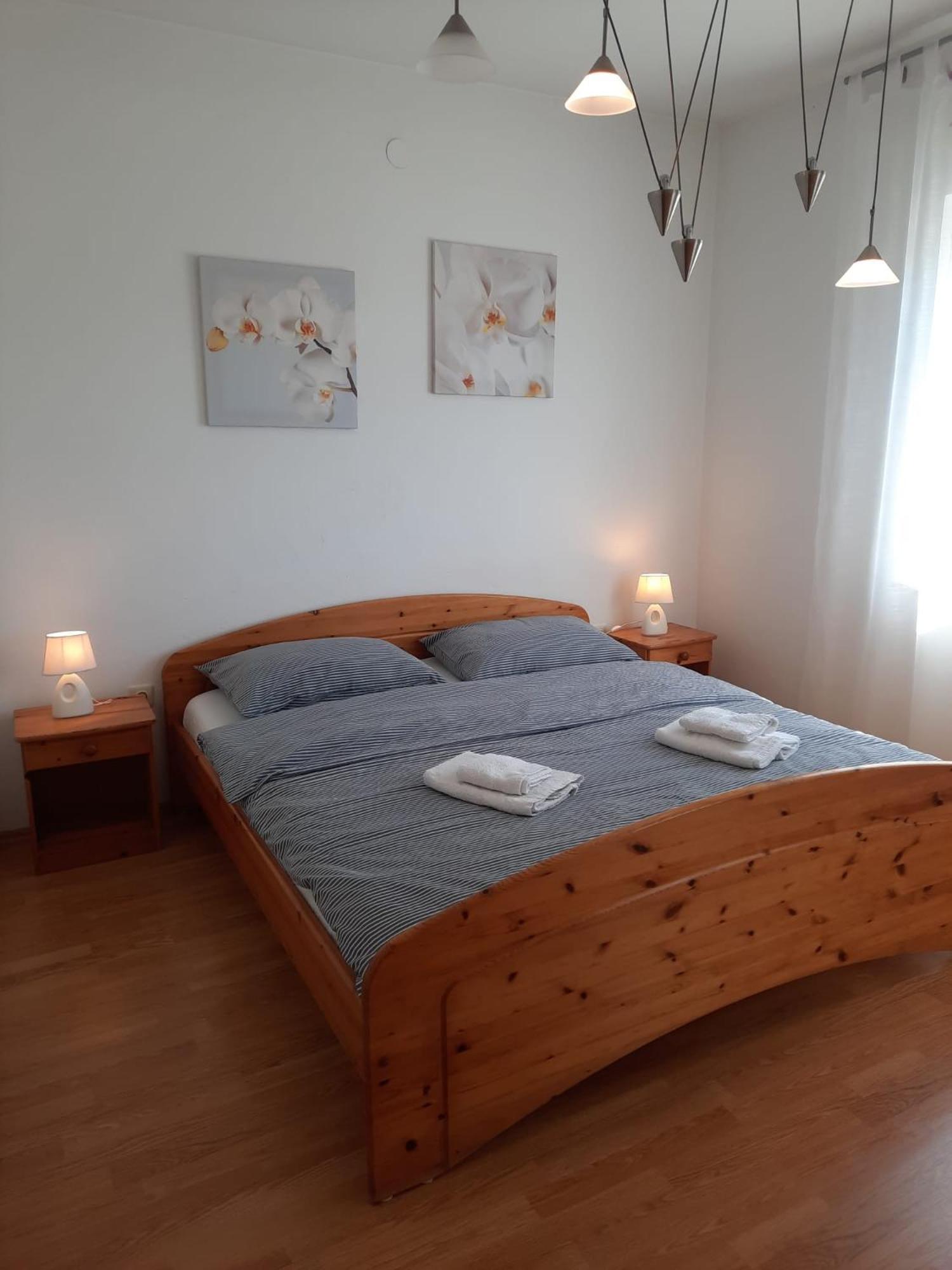 Apartman Mila Novi Vinodolski Bagian luar foto